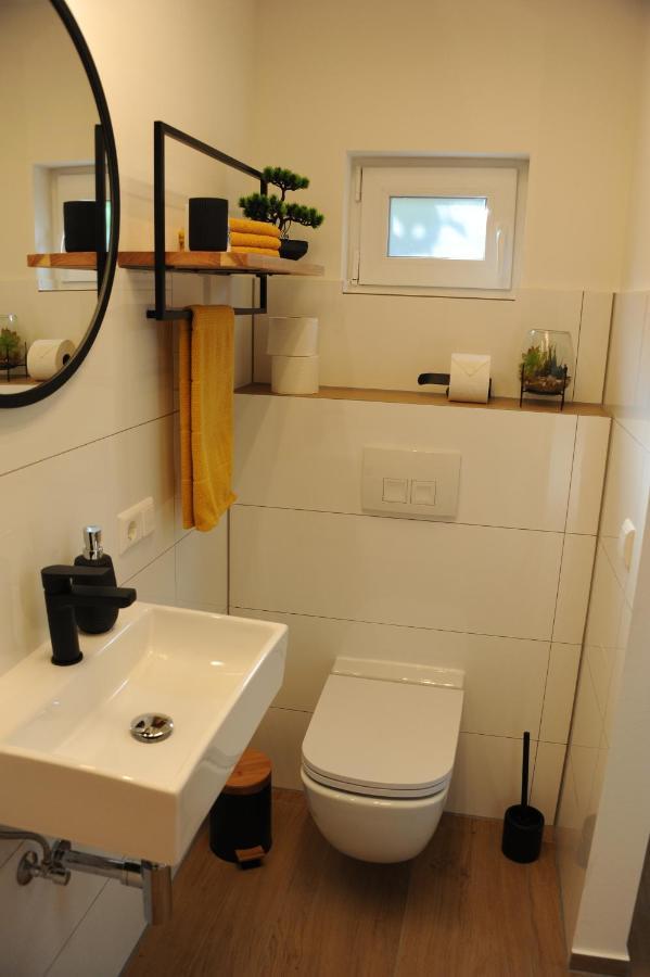Studio-Apartment Kontaktloser Check-In Meckenbeuren Εξωτερικό φωτογραφία