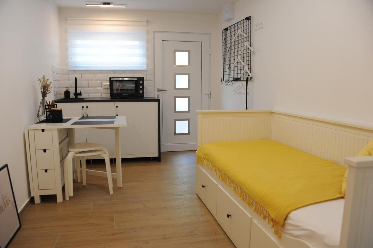 Studio-Apartment Kontaktloser Check-In Meckenbeuren Εξωτερικό φωτογραφία