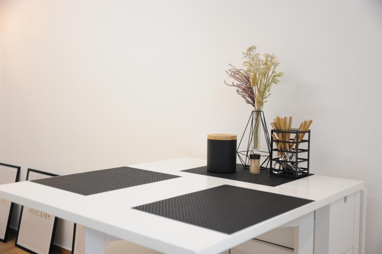 Studio-Apartment Kontaktloser Check-In Meckenbeuren Εξωτερικό φωτογραφία